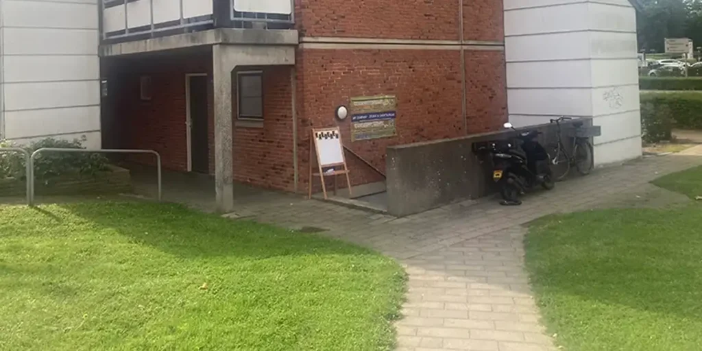 Velkommen i kælderen